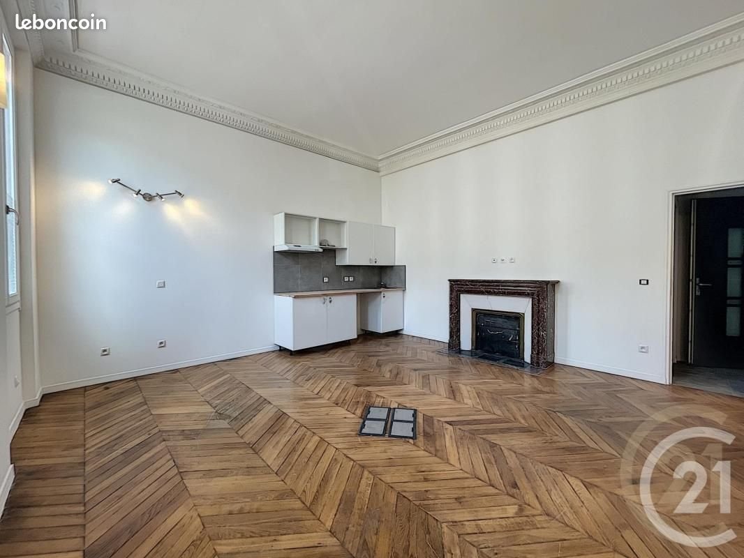 Appartement à louer, 29m², Melun