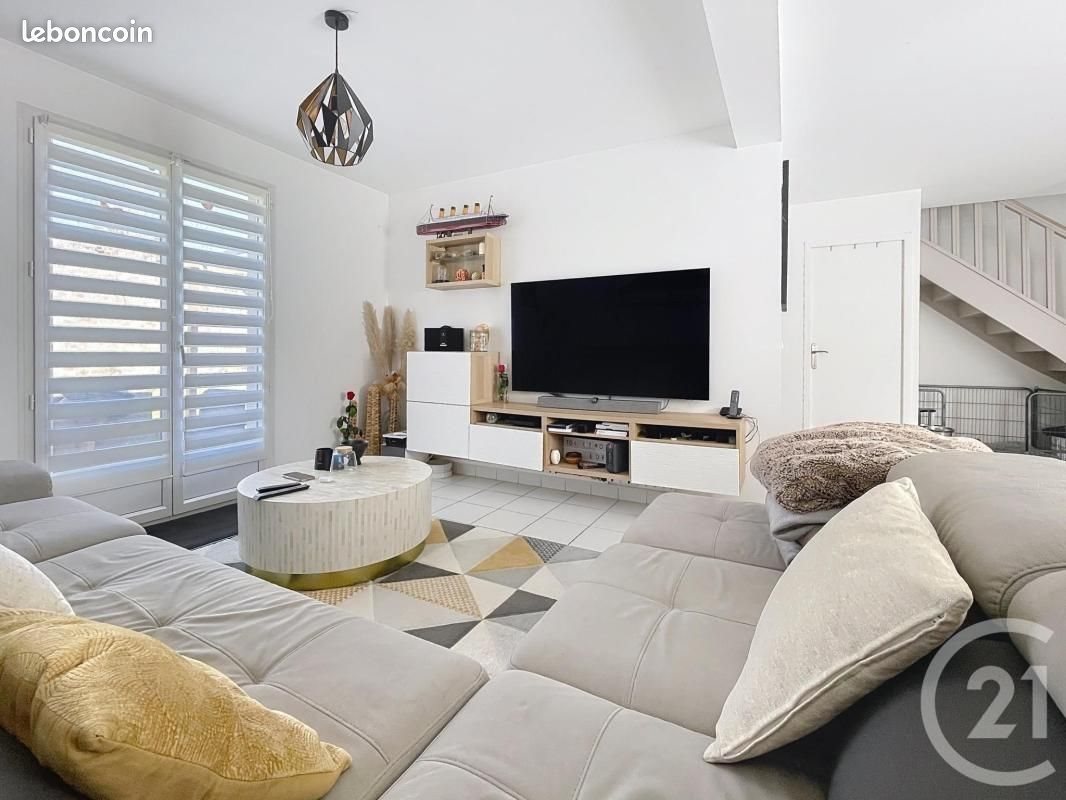 Maison à vendre, 112m², Vaux-le-Pénil