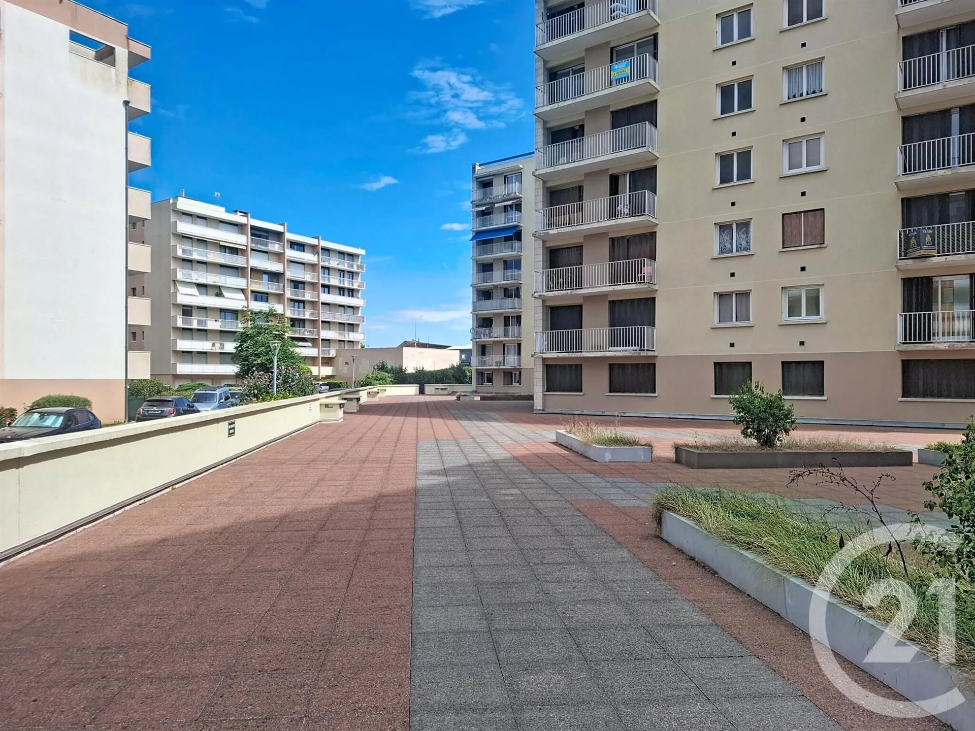 Appartement à vendre, 77m², Melun