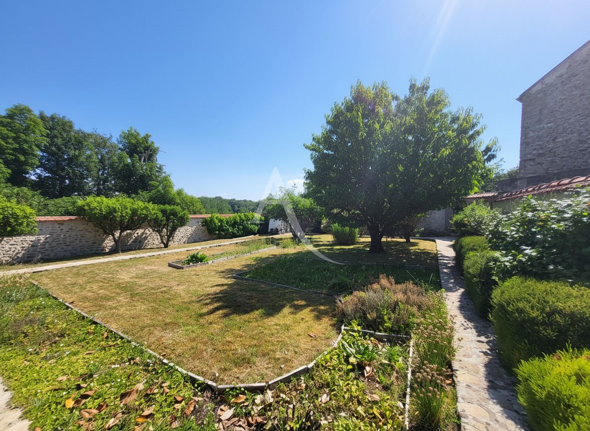 Maison à vendre, 131m², Blandy