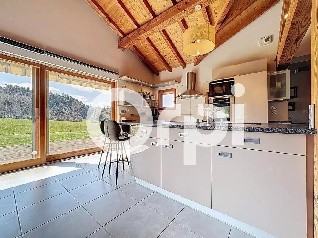 Maison à vendre, 198m², Saint-Jean-de-Tholome