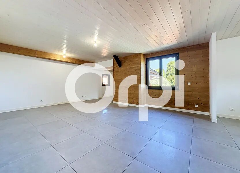 Appartement à louer, 99m², Peillonnex