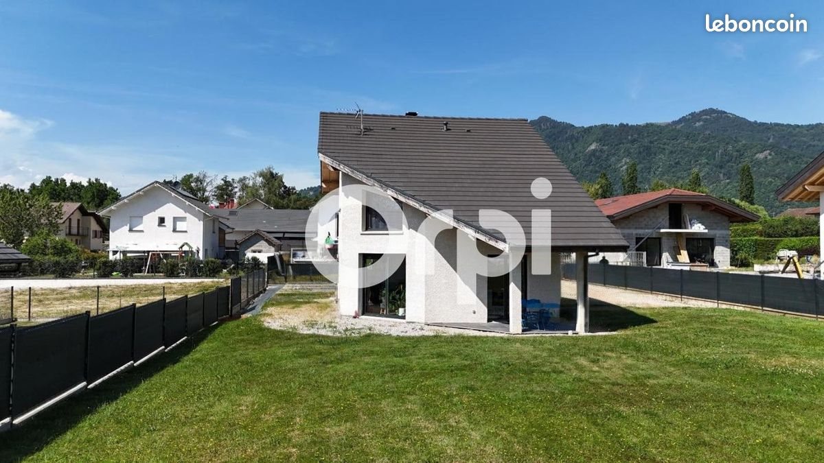 Maison à vendre, 105m², La Tour