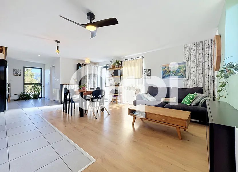 Appartement à vendre, 65m², Saint-Jean-de-Tholome