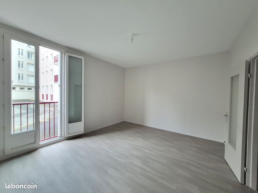 Appartement à louer, 38m², Tours