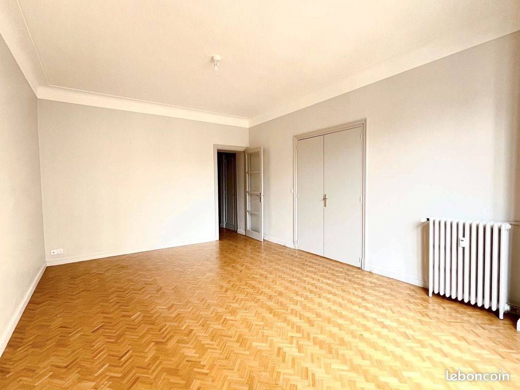 Appartement à louer, 94m², Tours