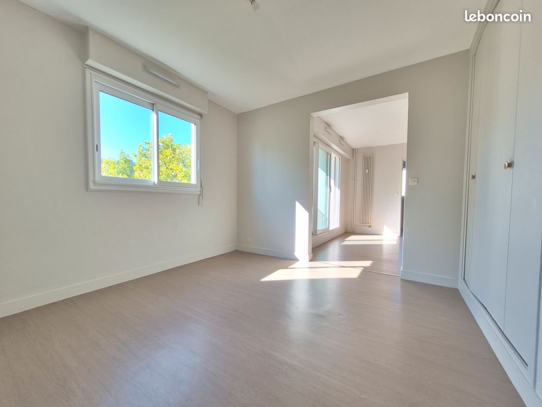 Appartement à louer, 78m², Tours