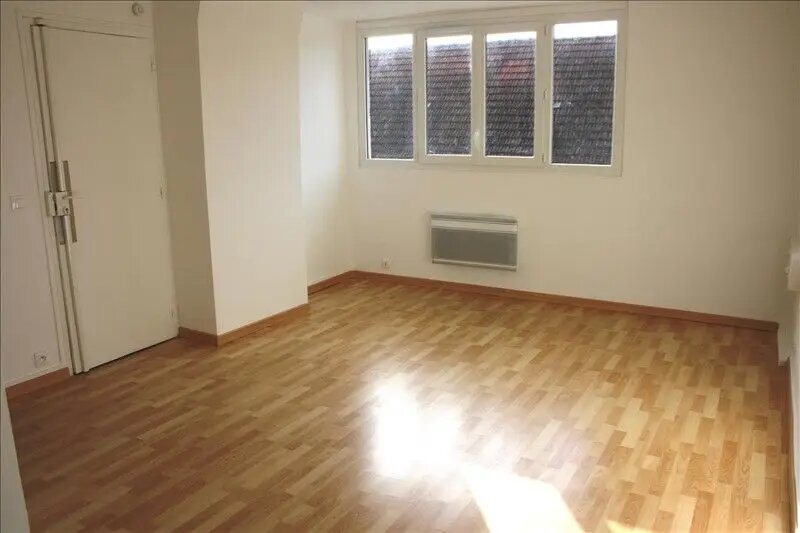 Appartement à louer, 70m², Verberie