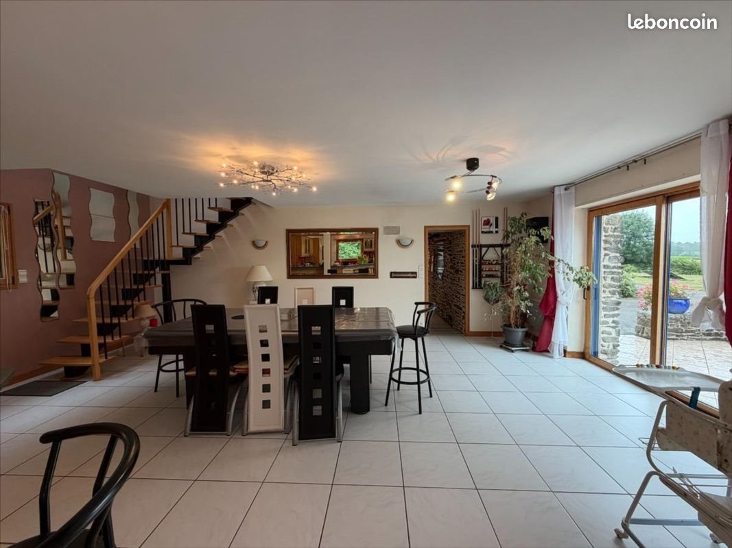Maison à vendre, 174m², Le Cloître-Pleyben