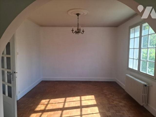 Maison à vendre, 117m², Châteaulin