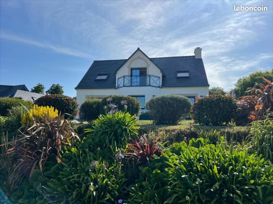 Maison à vendre, 115m², Plomodiern