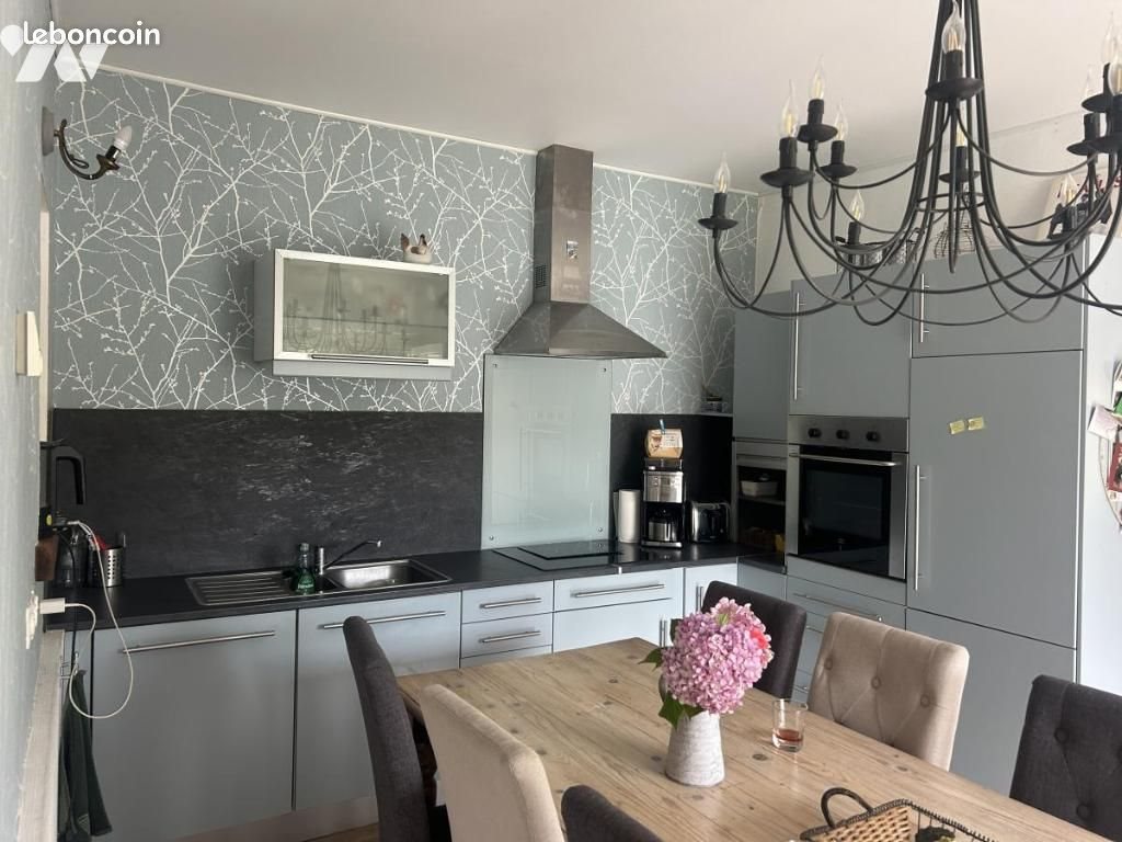 Maison à vendre, 97m², Ploëzal
