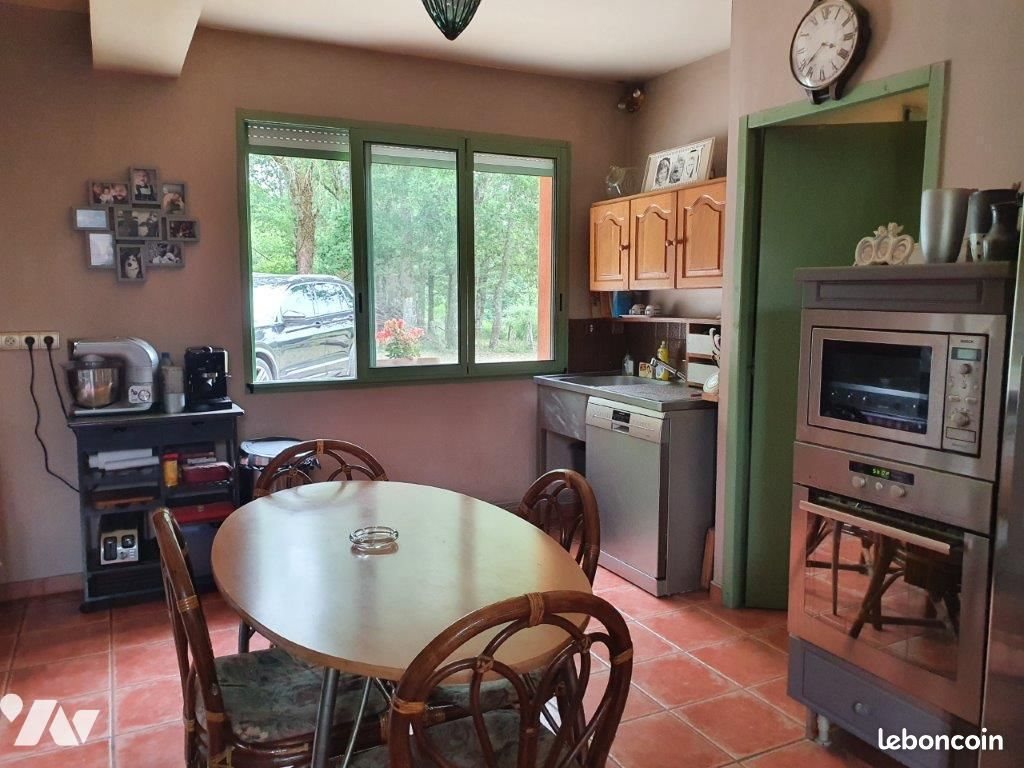 Maison à vendre, 216m², Saint-Yrieix-les-Bois