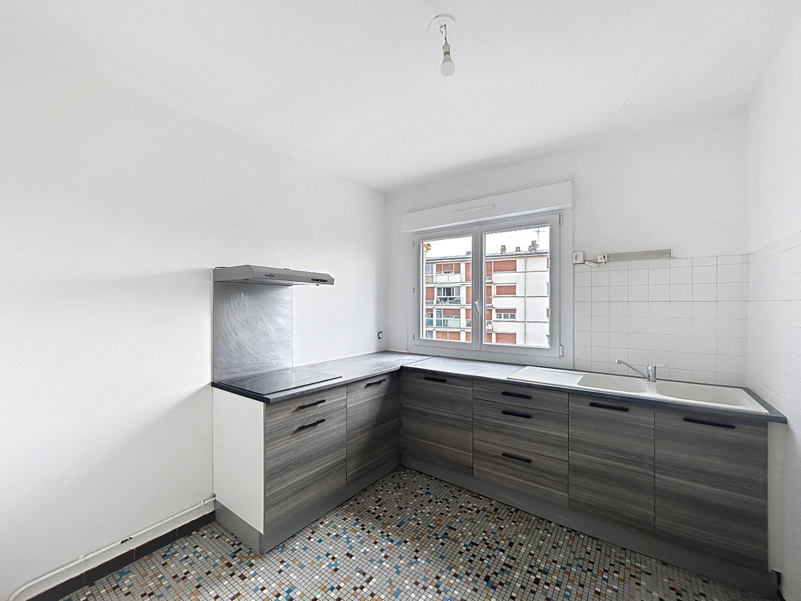 Appartement à louer, 44m², Tinqueux