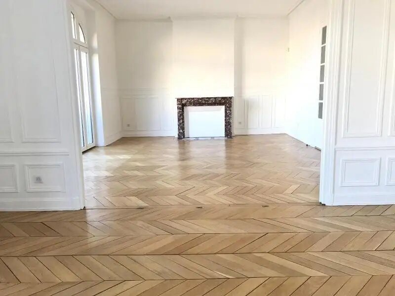Appartement à louer, 151m², Reims