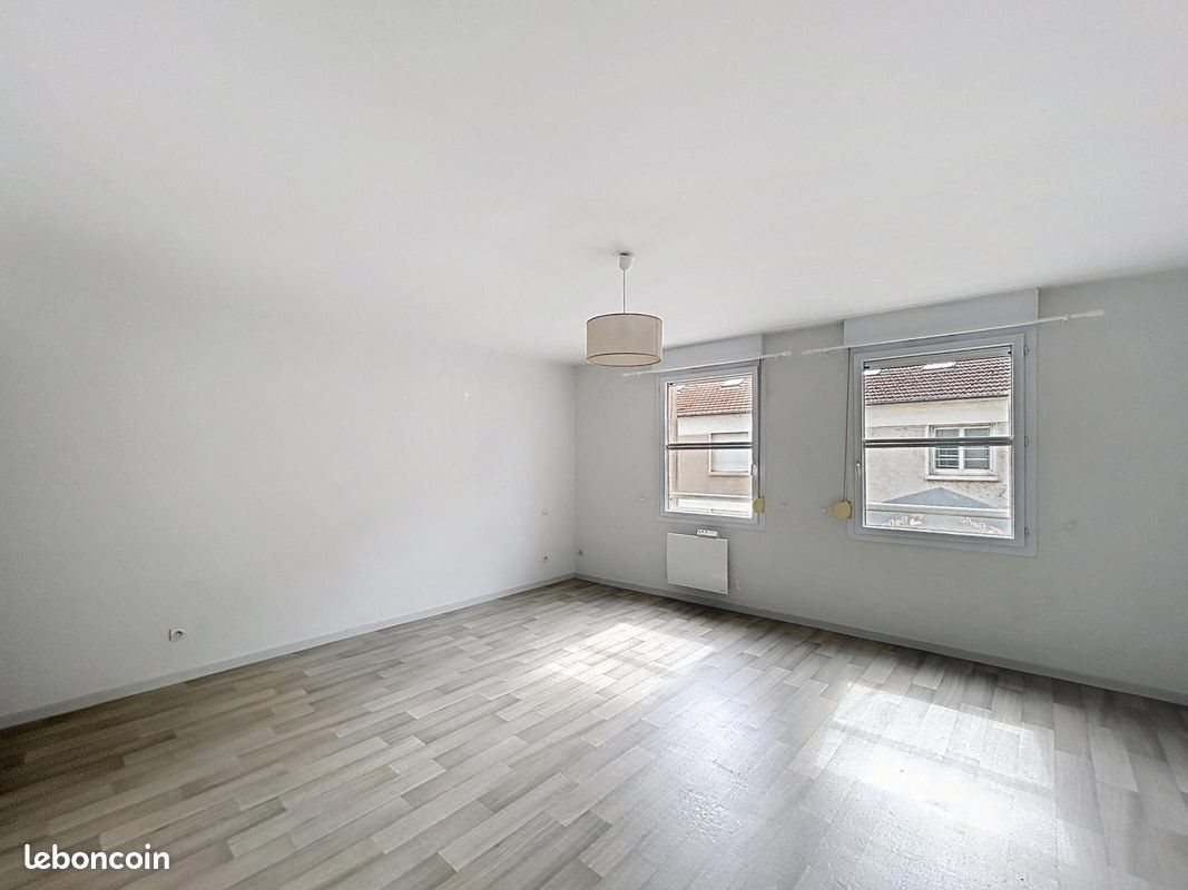 Appartement à louer, 33m², Reims