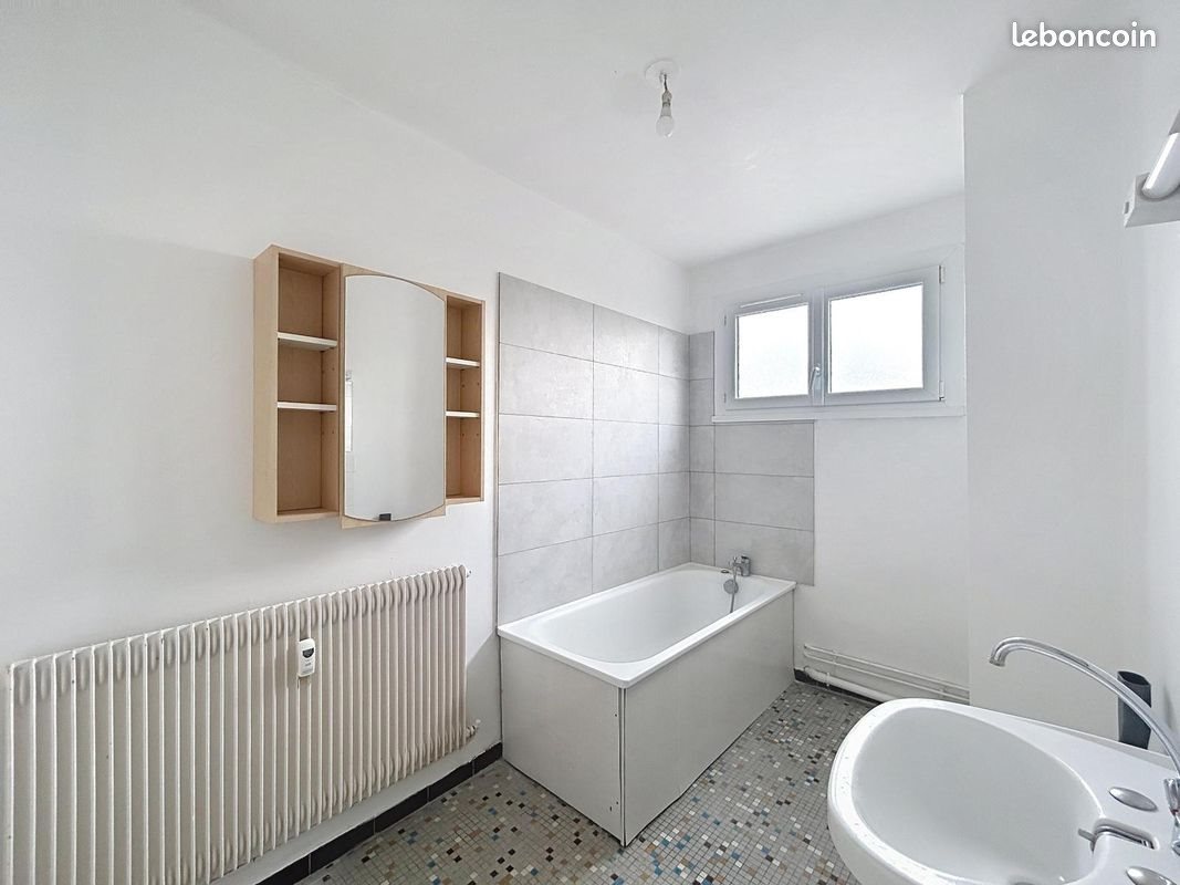 Appartement à louer, 44m², Tinqueux