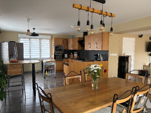 Maison à vendre, 159m², Petite-Forêt