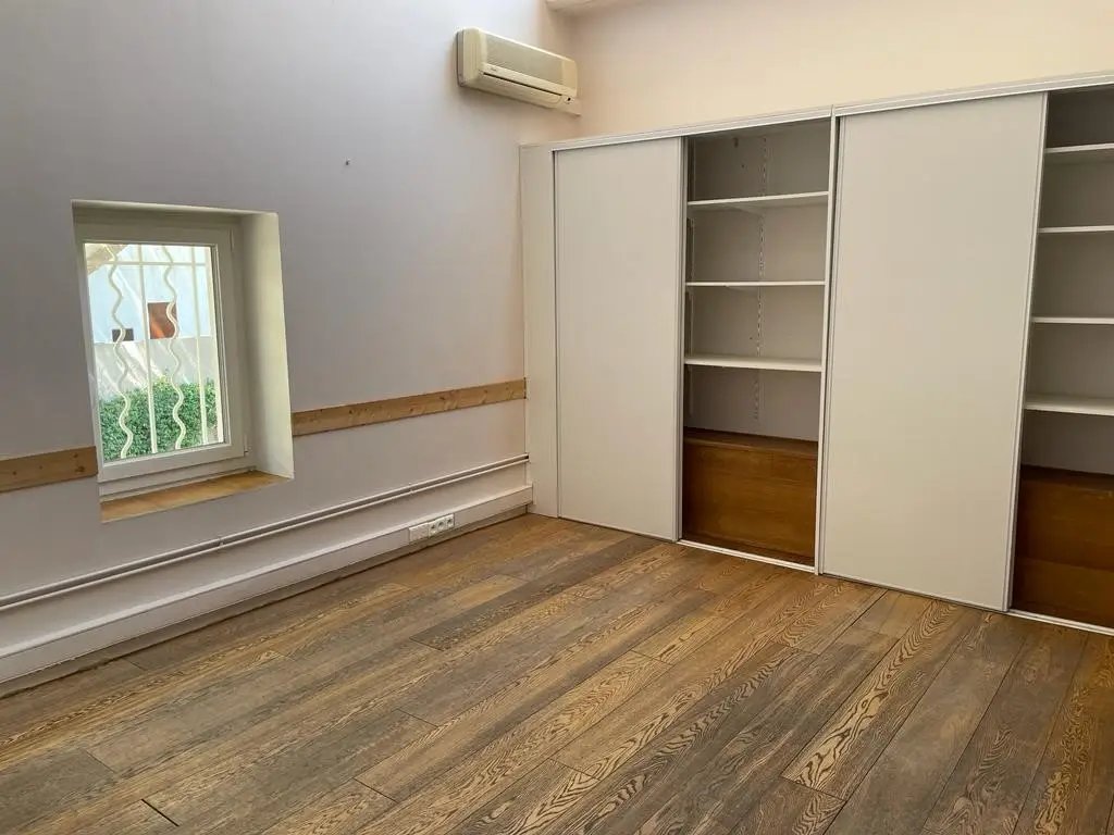 Appartement à louer, 130m², Nîmes