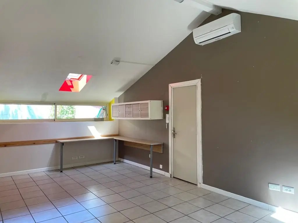 Appartement à louer, 130m², Nîmes