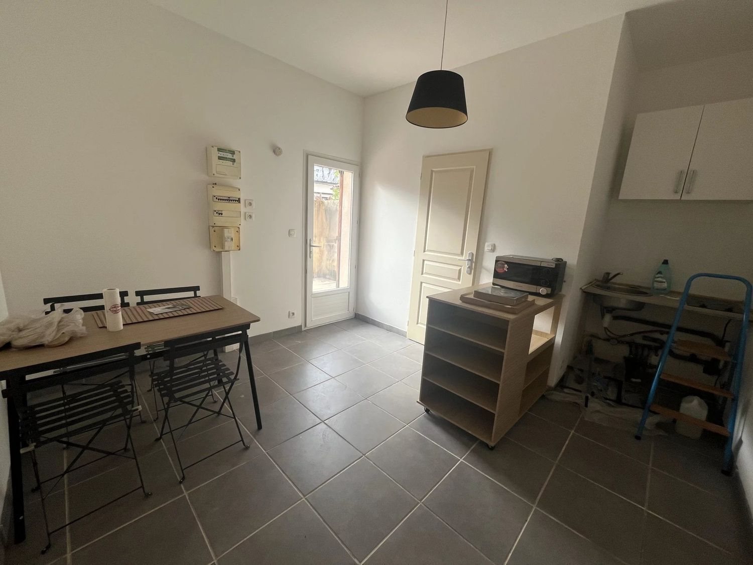 Appartement à louer, 27m², Nîmes
