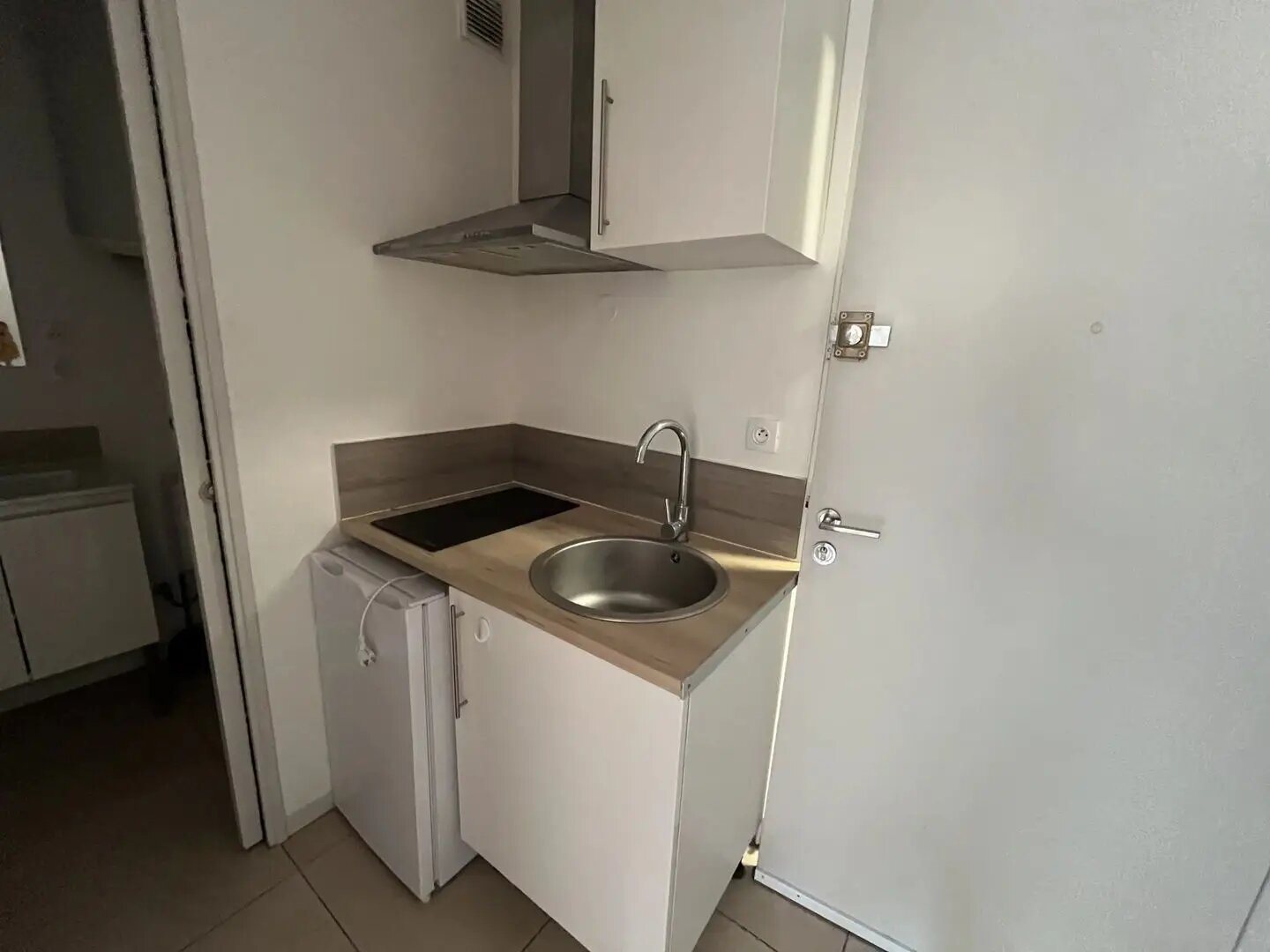 Appartement à louer, 25m², Nîmes