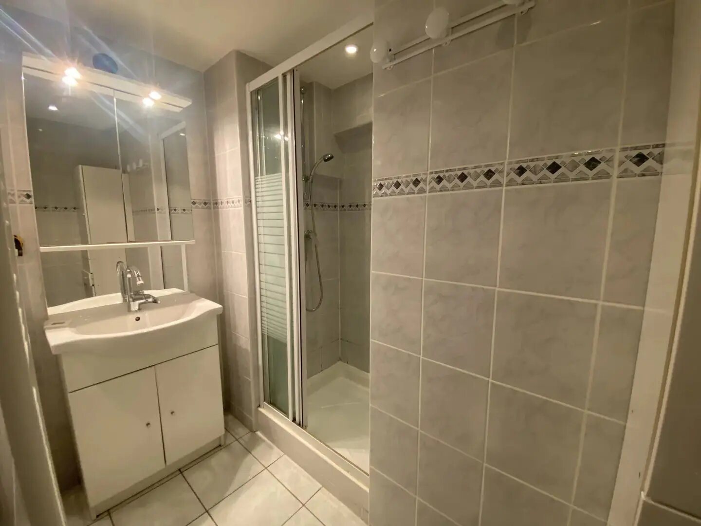 Appartement à louer, 45m², Nîmes