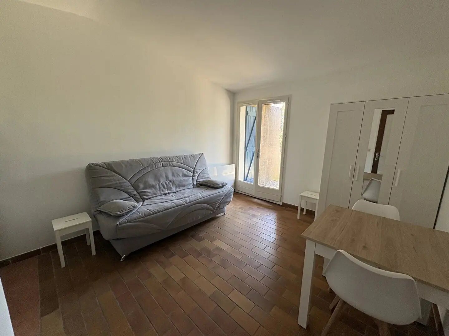 Appartement à louer, 18m², Nîmes
