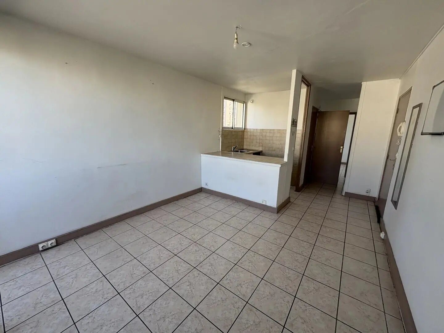 Appartement à vendre, 32m², Nîmes