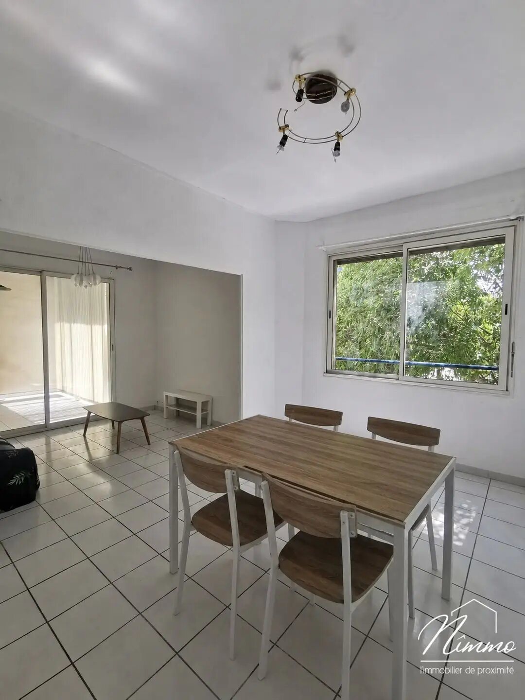 Appartement à vendre, 65m², Nîmes