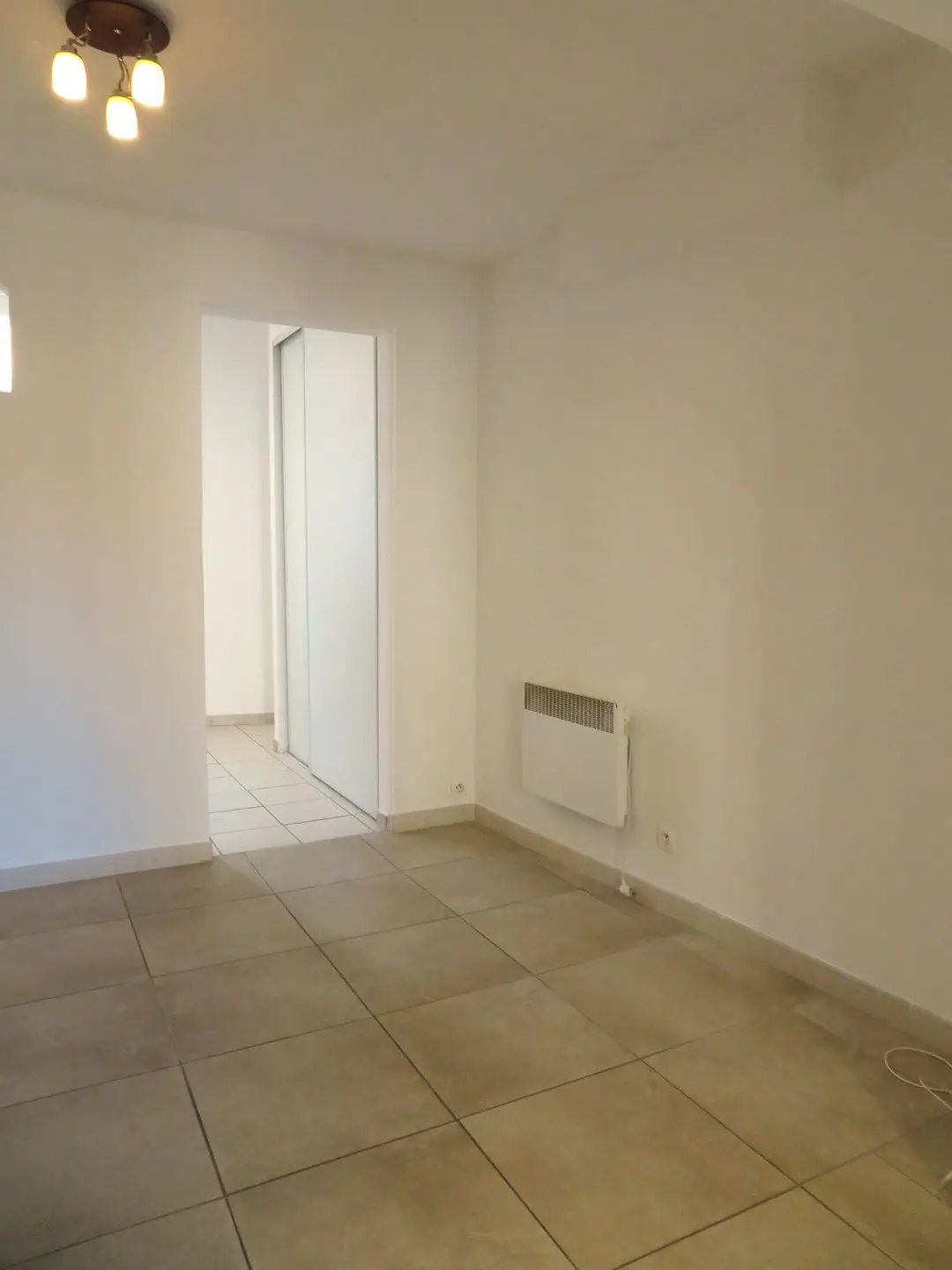 Appartement à louer, 26m², Nîmes