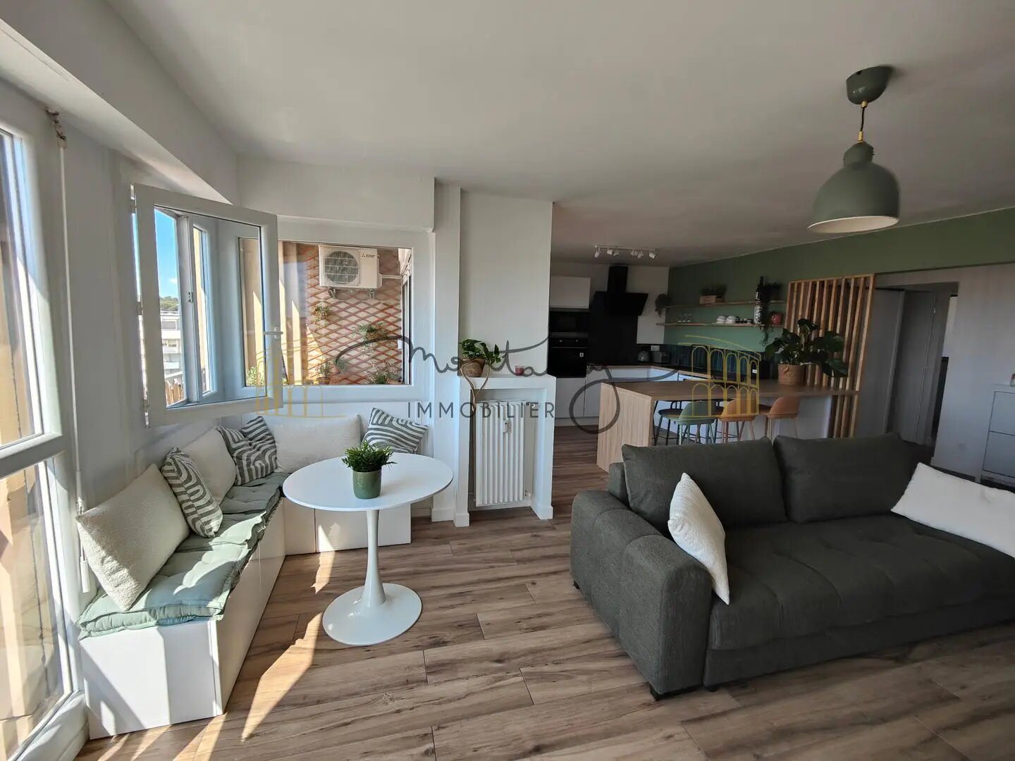 Appartement à louer, 71m², Nîmes
