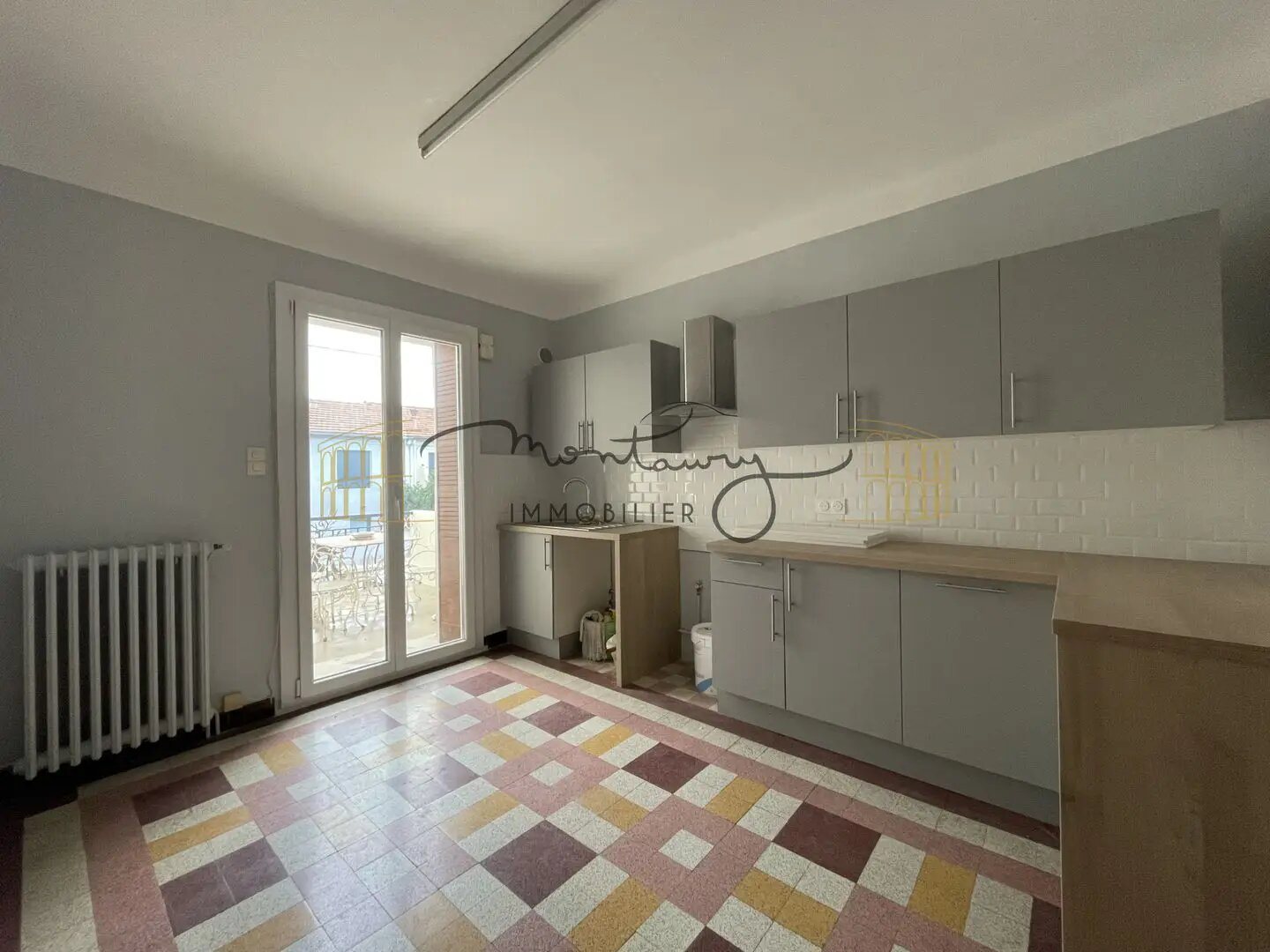 Maison à louer, 63m², Nîmes