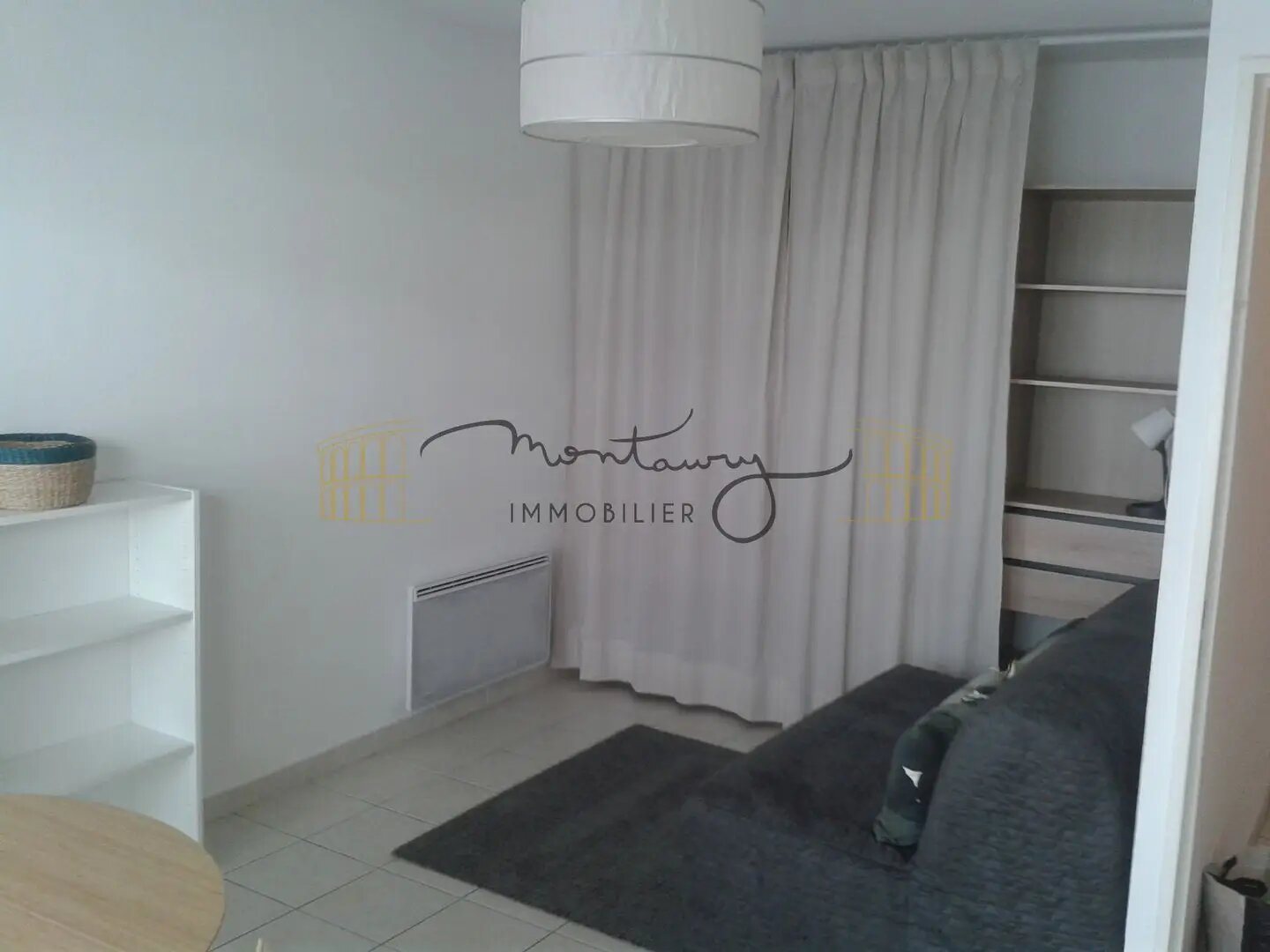 Appartement à louer, 27m², Nîmes