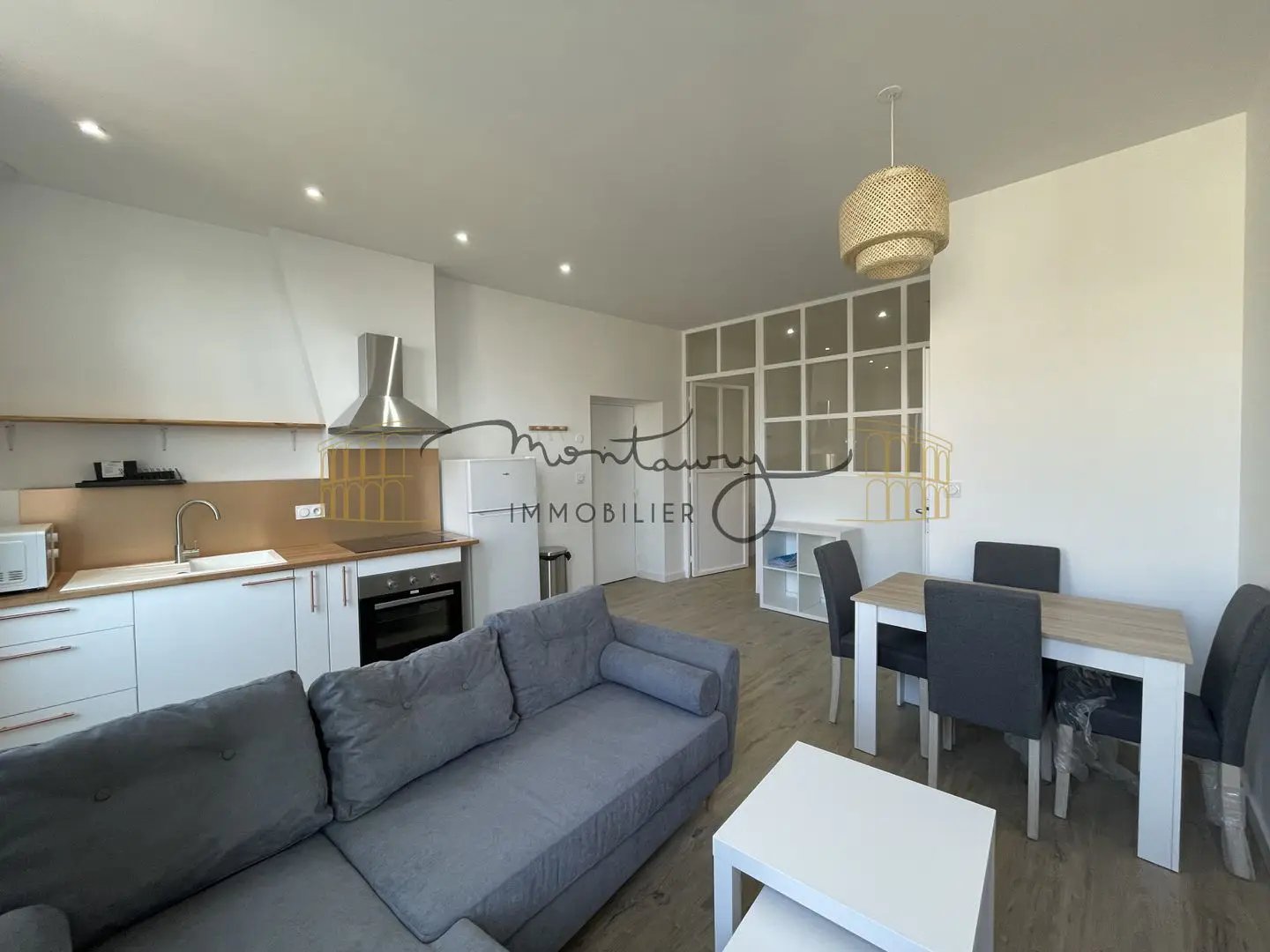 Appartement à louer, 36m², Nîmes