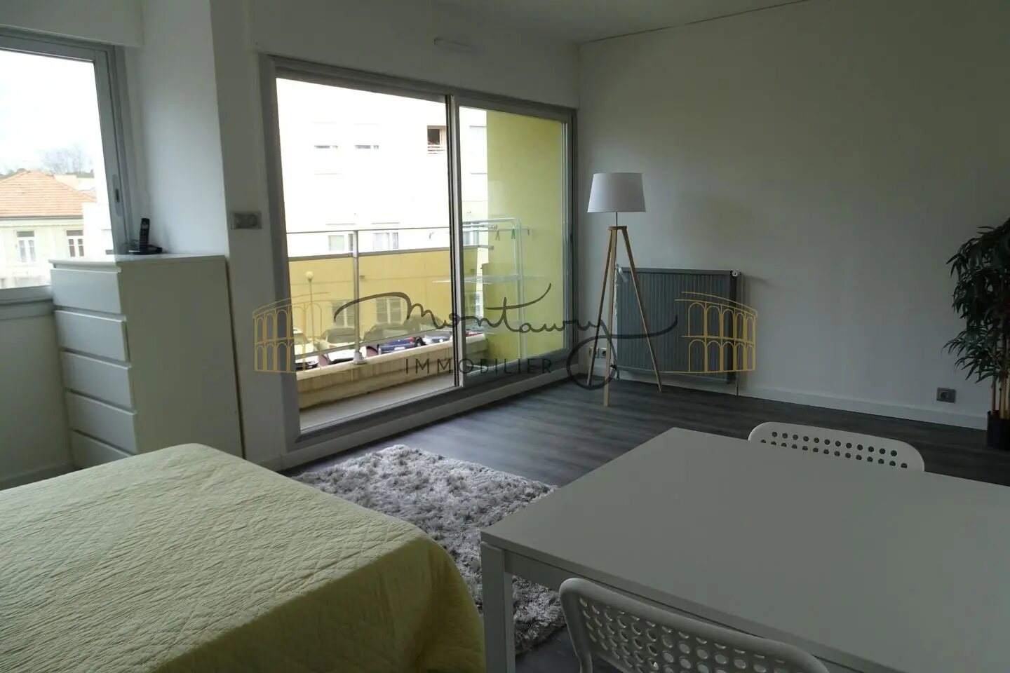 Appartement à louer, 25m², Nîmes