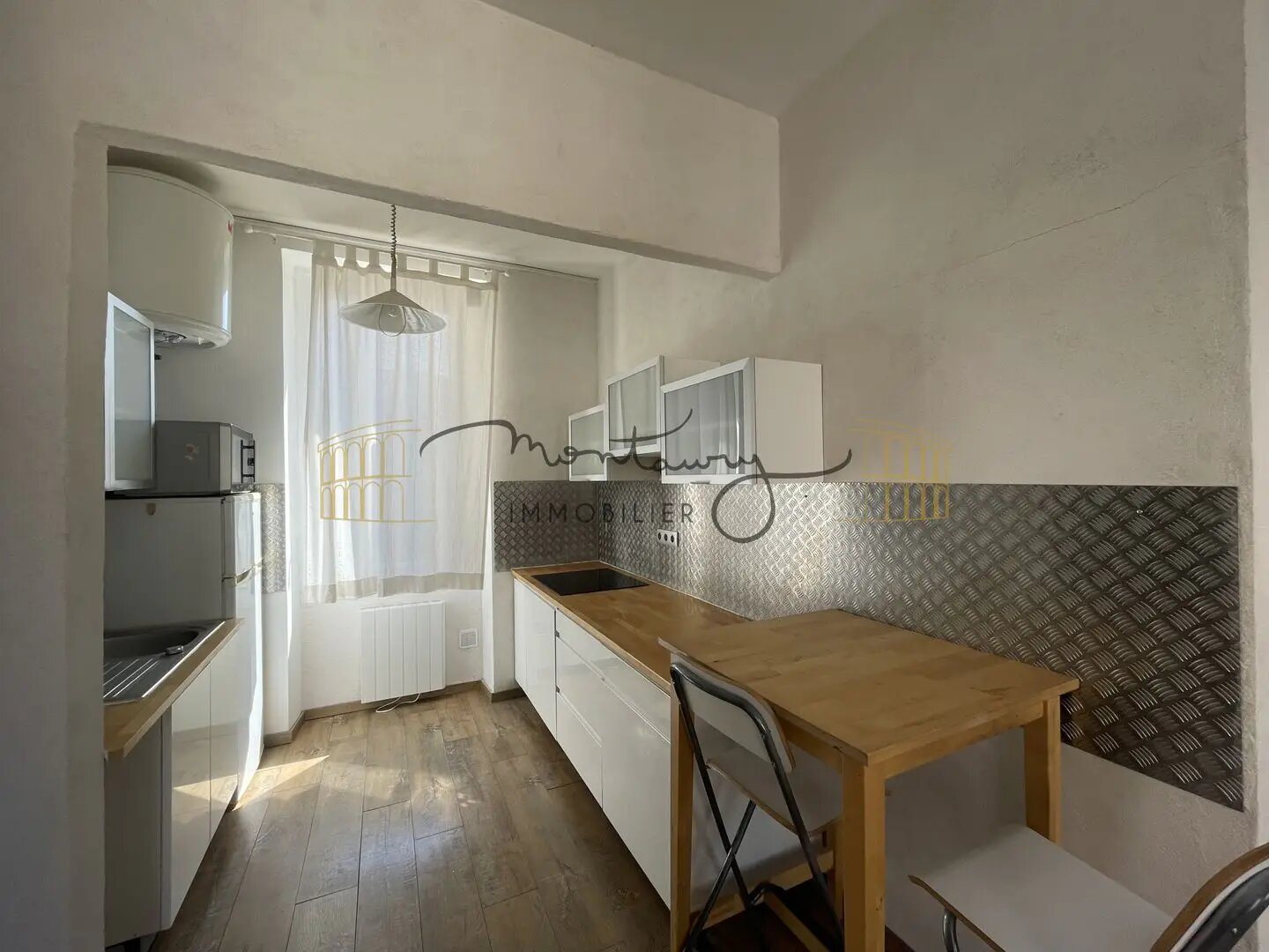Appartement à louer, 35m², Nîmes