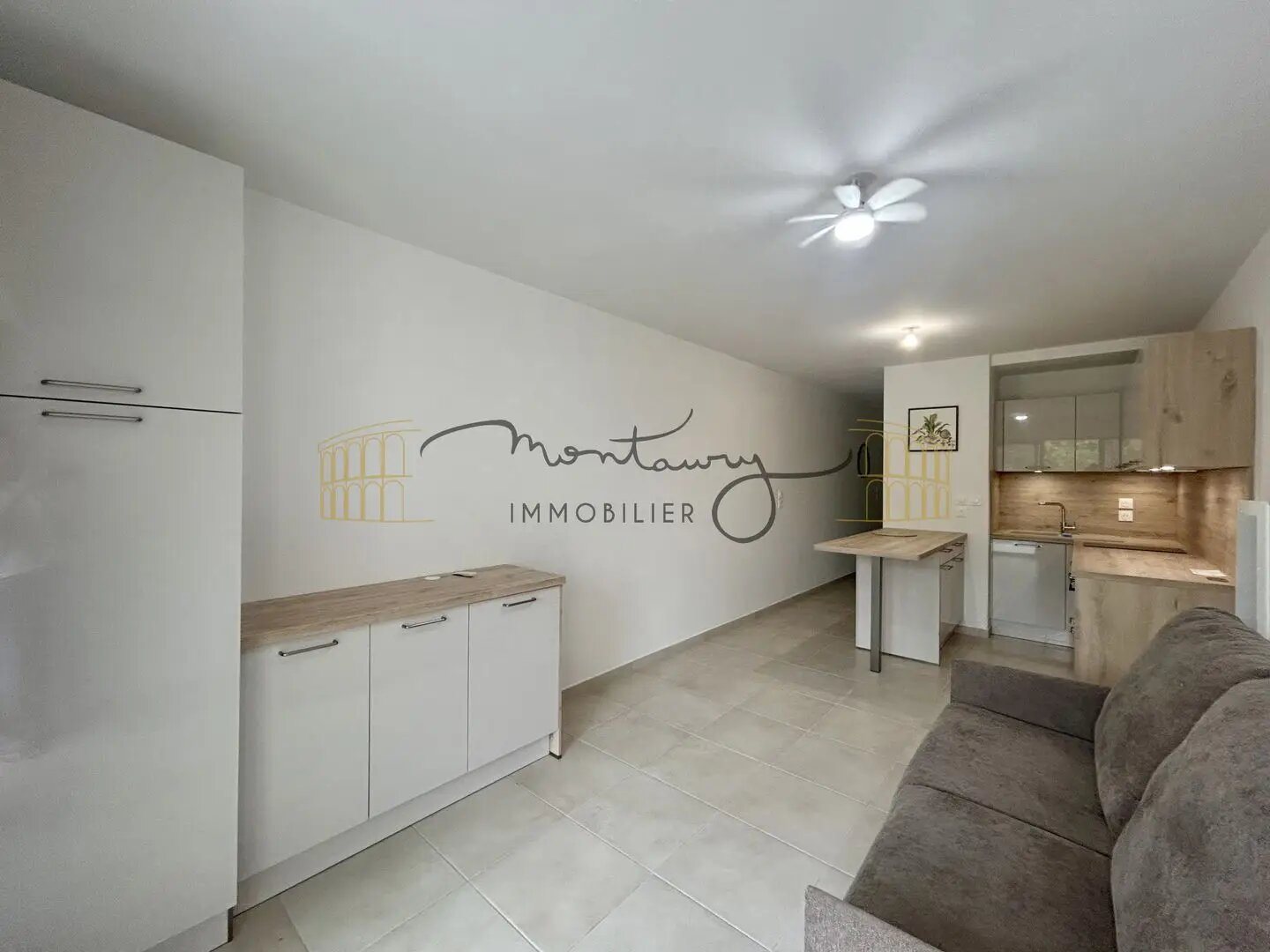 Appartement à louer, 27m², Nîmes