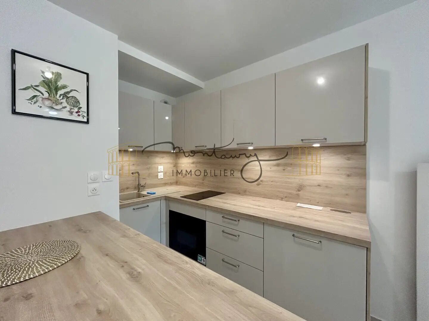 Appartement à louer, 27m², Nîmes