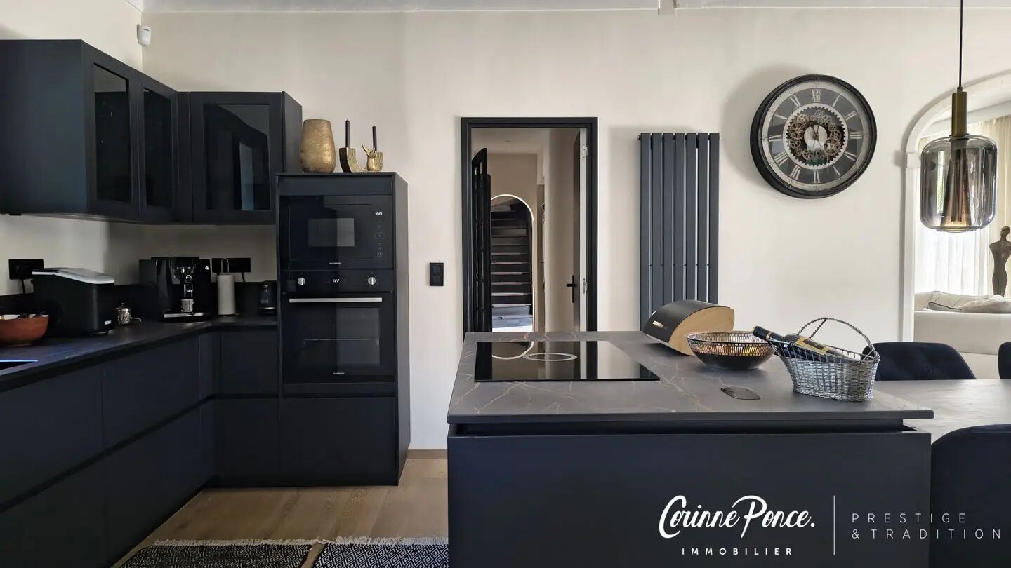 Maison à vendre, 240m², Nîmes