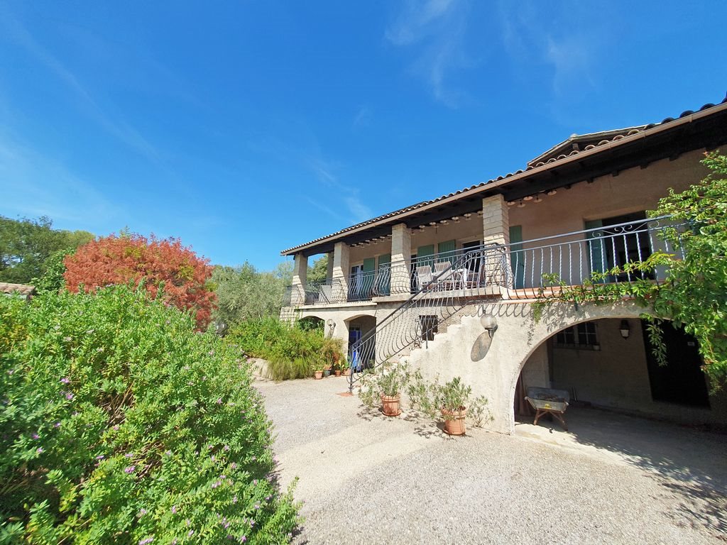 Maison à vendre, 244m², Nîmes