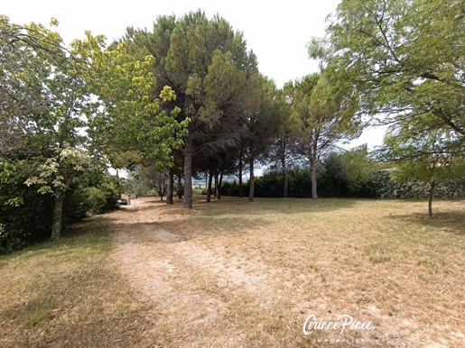 Maison 5 pièces 2575 m² · à Nages-Et-Solorgues · 2 575 m² · 730 000 €