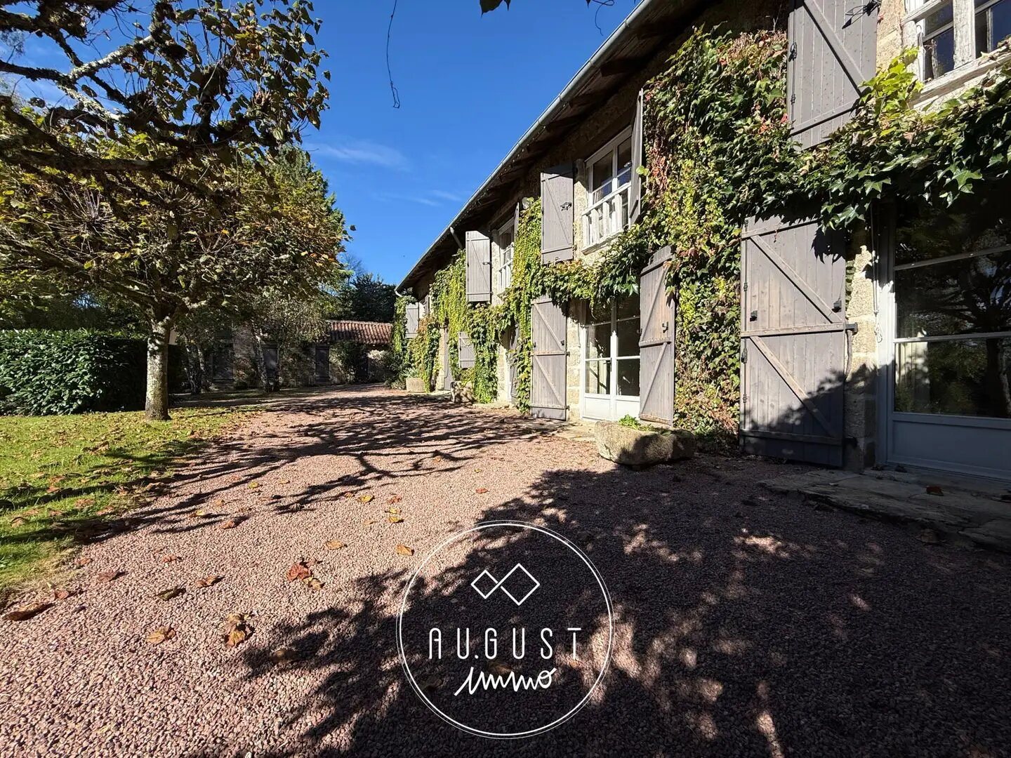 Maison à vendre, 340m², Saint-Priest-Taurion