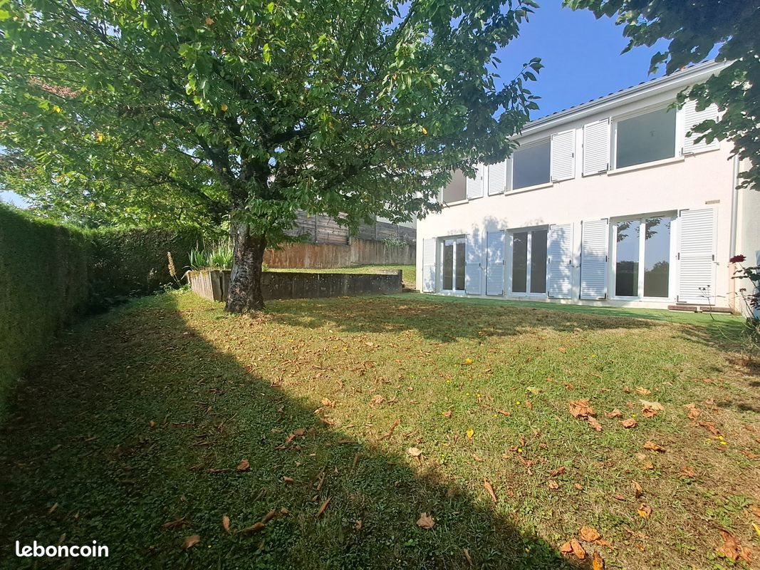 Maison à louer, 96m², Isle