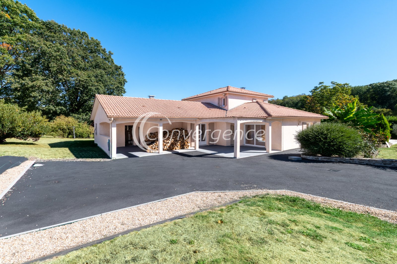 Maison à vendre, 165m², Bonnac-la-Côte