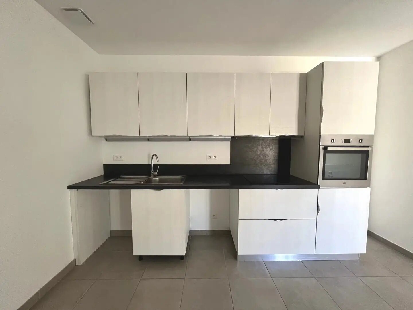 Appartement à louer, 56m², Rognes