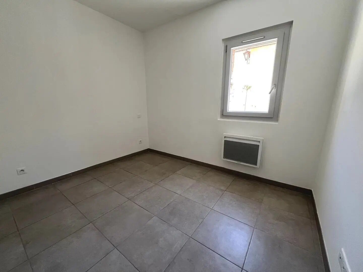 Appartement à louer, 56m², Rognes
