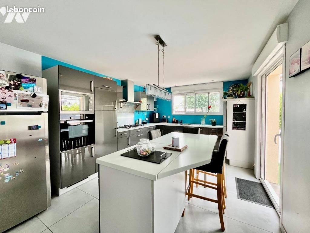 Maison à vendre, 179m², Le Vivier-sur-Mer