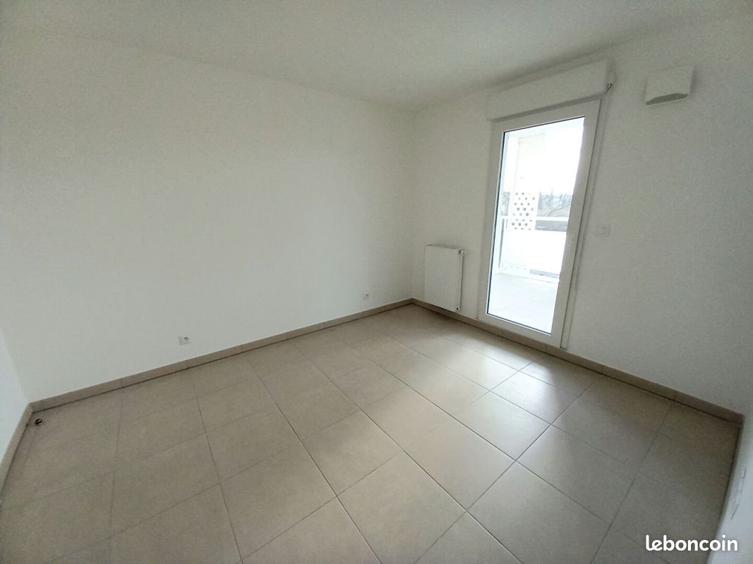 Appartement à louer, 37m², Istres