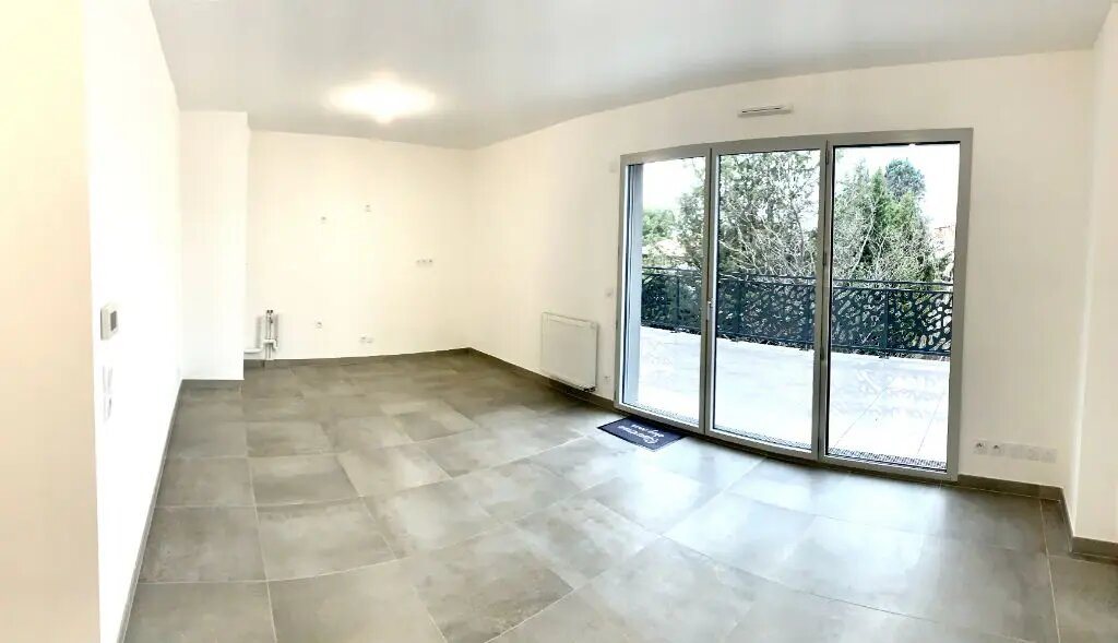 Appartement à louer, 60m², Marseille 8ème
